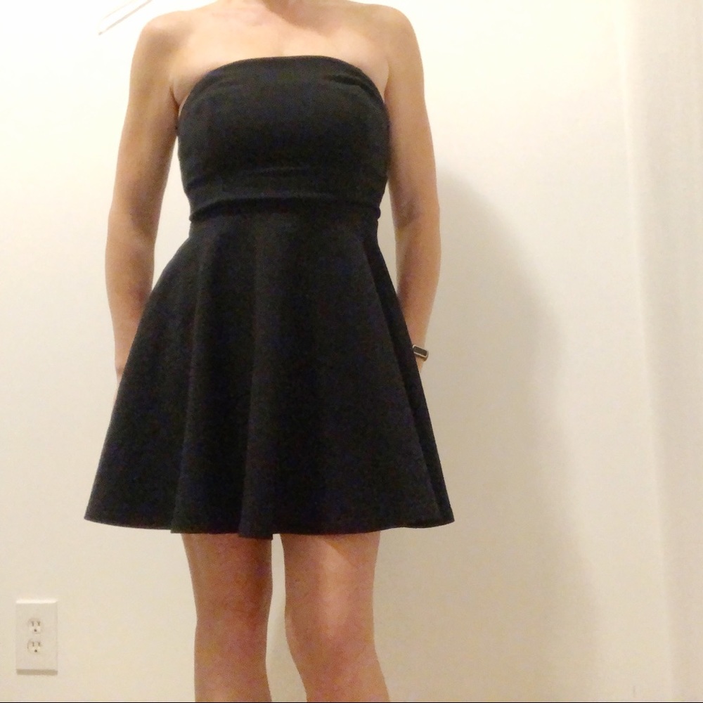 Lulu’s Black Strapless Mini Dress